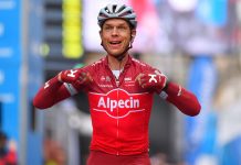 Pechowy upadek Martina podczas Kuurne-Bruksela-Kuurne