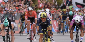 Giro d’Italia: zacięty finisz dla Caleba Ewana