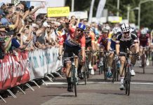 Ster ZLM Toer: Etap dla Groenewegena, Roglic nadal liderem
