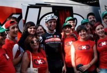 Vuelta a España 2017: Kibice uczcili pamięć Xaviera Tondo
