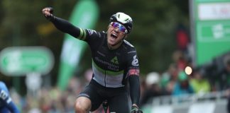 Tour of Britain 2017: Kapitalna akcja Boassona Hagena na zakończenie wyścigu!