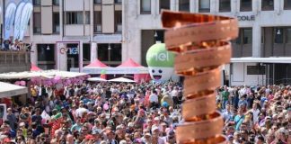 Eddy Merckx wzywa Chrisa Froome`a do udziału w Giro d`Italia 2018