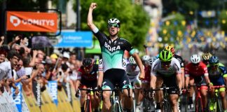 Critérium du Dauphiné 2018: Ackermann wygrywa, upadek „Kwiato”