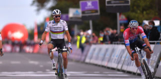De Brabantse Pijl 2020: Julian Alaphilippe triumfuje po raz pierwszy w tęczowej koszulce!