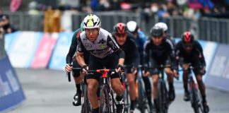 Domenico Pozzovivo wycofuje się z wyścigu Giro d’Italia 2021