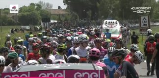Giro d’Italia 2021: Neutralizacja po dużej kraksie, Buchmann wycofuje się z wyścigu