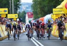 Tour de Pologne 2021: Arndt wygrywa o błysk szprychy