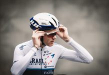 Kontuzja opóźni przygotowania Chrisa Froome’a do sezonu 2022