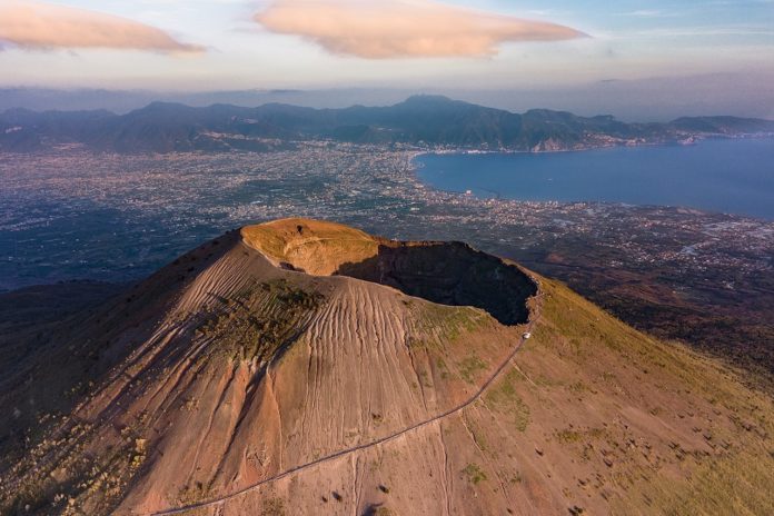 1280px-Parco_nazionale_vesuvio