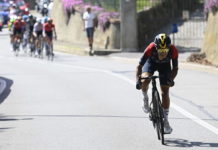 Giro d’Italia 2022: Simon Yates, Matt White, Richard Carapaz oraz Juanpe López po 14. etapie