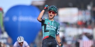 Giro d’Italia 2022: Kämna pierwszy na Etnie, Juan Pedro López liderem