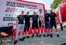 Damian Papierski i Mariusz Witecki szczęśliwi po zdobyciu tytułu mistrza Polski