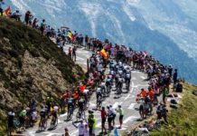 Aktywiści, którzy przerwali etap Tour de France 2022 stanęli przed sądem