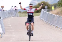 Vuelta a Madrid 2023: Kacper Krawiec wygrywa trudny etap