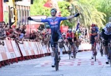 Vuelta a España 2023: Kaden Groves najlepszy w chaotycznej końcówce!