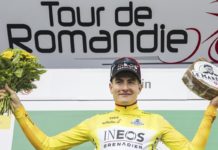 Tour de France 2025: Carlos Rodríguez poza wyścigiem!
