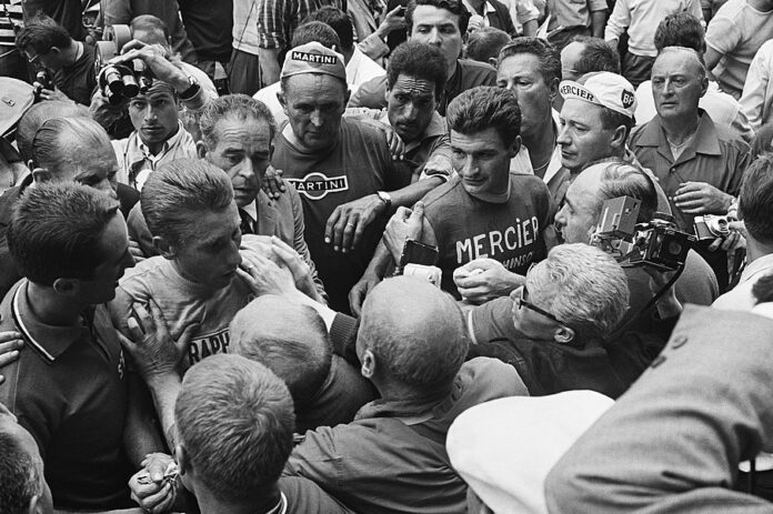 Jacques_Anquetil_and_Raymond_Poulidor,_Tour_de_France_1964