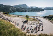 Vuelta a España 2024: Sędziowie wręczyli pierwsze żółte kartki
