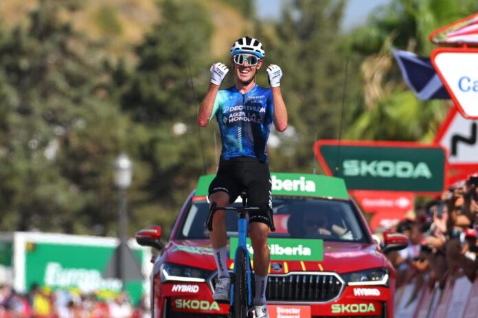 ben o'connor vuelta