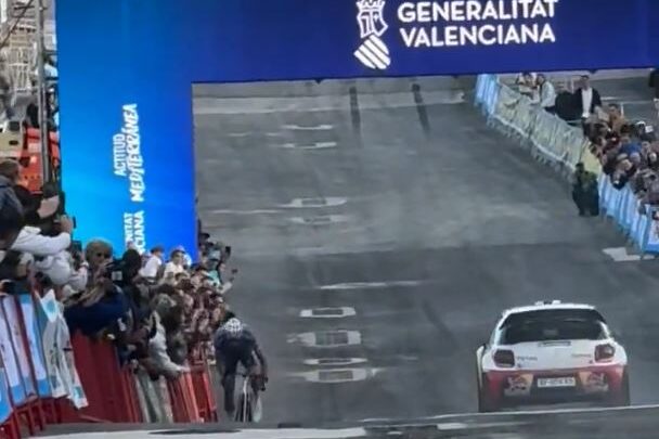 Mathieu van der Poel kontra Sebastian Loeb