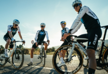 Q36.5 Pro Cycling Team prezentuje nowe stroje