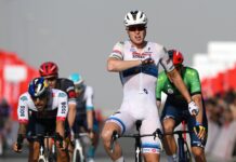 UAE Tour 2025: Tim Merlier wygrywa chaotyczny sprint
