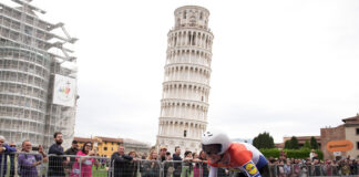 Giro d’Italia 2025: Daan Hoole zwycięzcą jazdy na czas