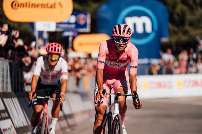 del toro carapaz giro 2025
