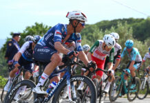 Mikel Landa wraca po poważnym wypadku z 1. etapu Giro d’Italia 2025