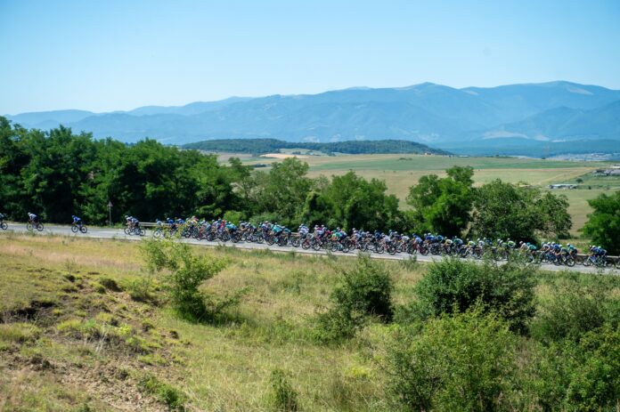 Peleton mężczyzn