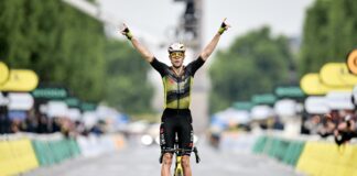 Geraint Thomas: „Po co neutralizować wyścig na trzy rundy do końca? Tylko dlatego, że to Paryż?”
