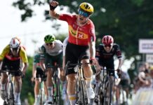Circuit Franco-Belge 2025: Jonas Abrahamsen ubiegł peleton i wygrywa z ucieczki!