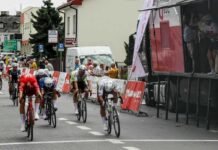 Tour Bitwa Warszawska 2025: Hubert Grygowski triumfuje w Płońsku