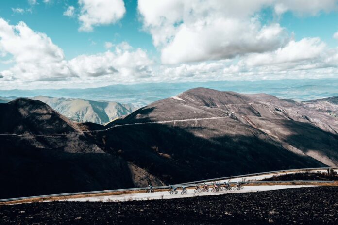 morredero peleton vuelta a espana 2025
