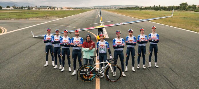 red-bull-bora-hansgrohe-peloton-takoff