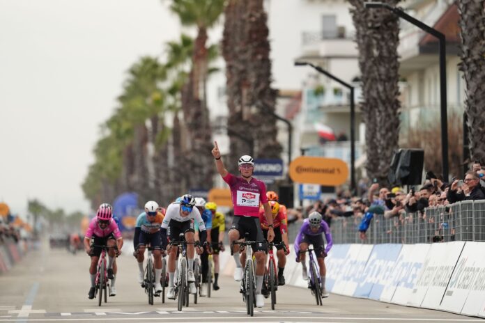 Mathieu van der Poel - Tirreno 2026