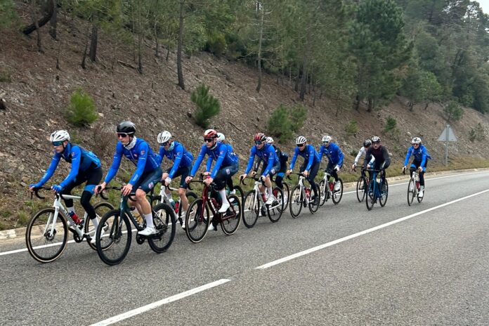 Swietokrzyskie_Cycling_Team.jpg