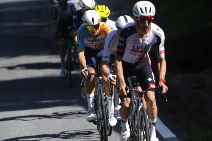 Adam Yates, Alessandro Pinarello