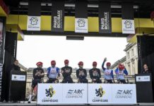 Paryż-Roubaix 2026: Mick i Tim van Dijke pojechali z odwrotnymi numerami startowymi