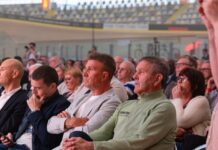 Roger De Vlaeminck uhonorowany przez organizatorów Paryż-Roubaix