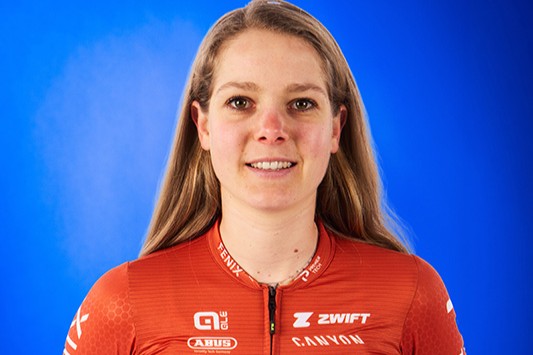 Aniek van Alphen