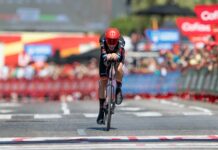 Vuelta a España 2026: Stefan Küng wygrywa czasówkę, Roglič zbliża się do Masa