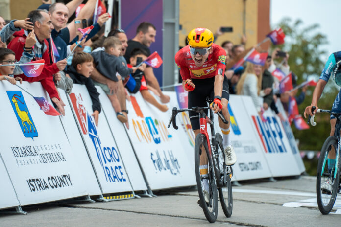 Tobias Svarre Cro Race