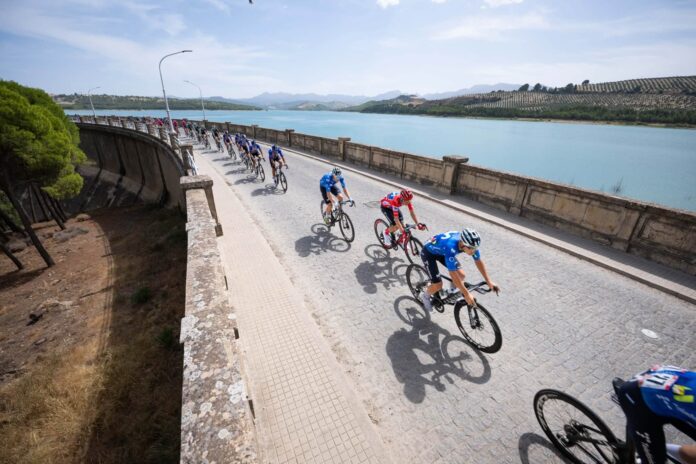 peleton Vuelta a Espana 2026