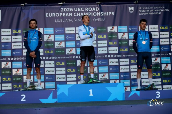 Giulio Ciccone na podium - Lublana 2026