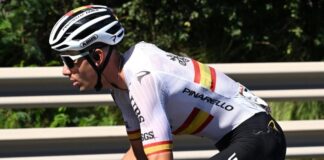 Tre Valli Varesine 2026: Dwóch kolarzy Pinarello potrąconych przez policyjny motocykl